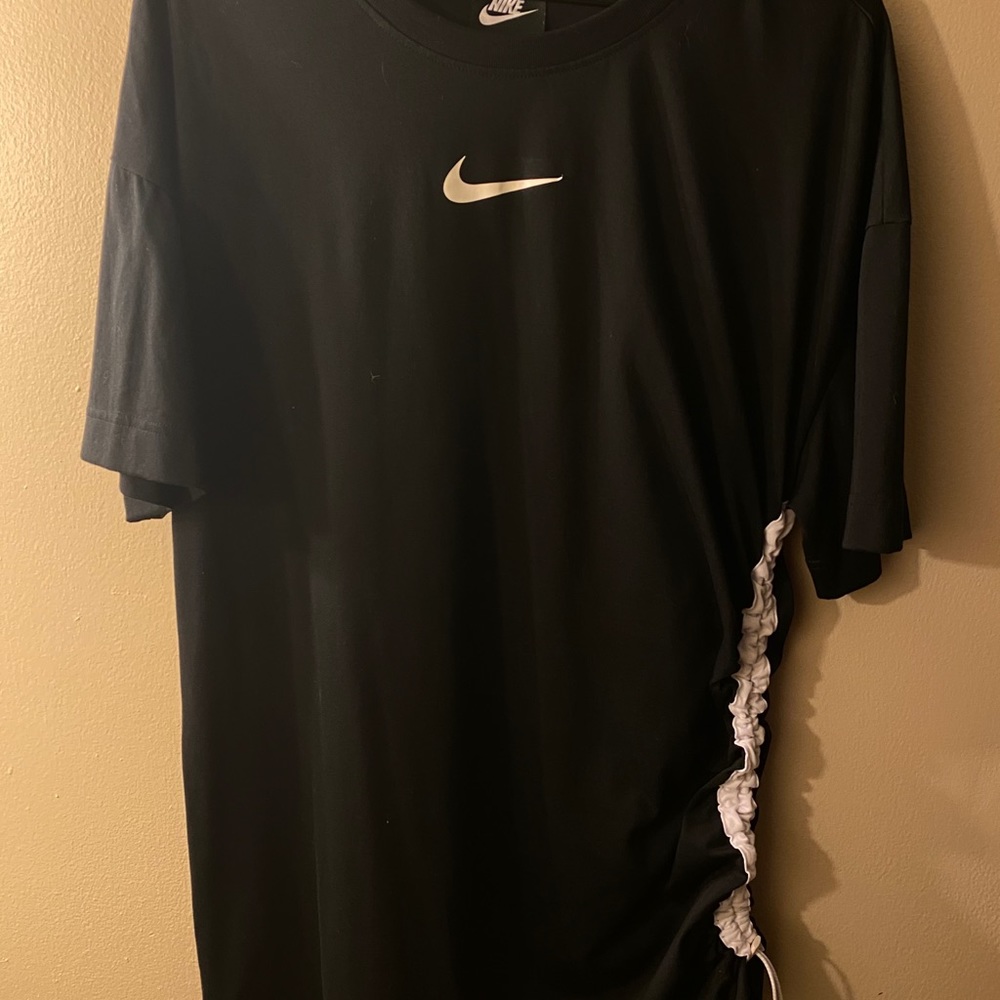 Black Nike dress size M